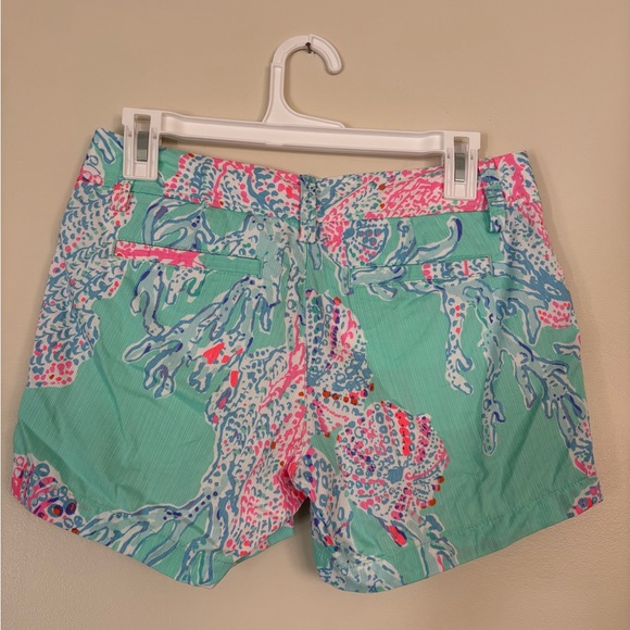 Lilly Pulitzer Callahan Shorts - Picture 2 of 4